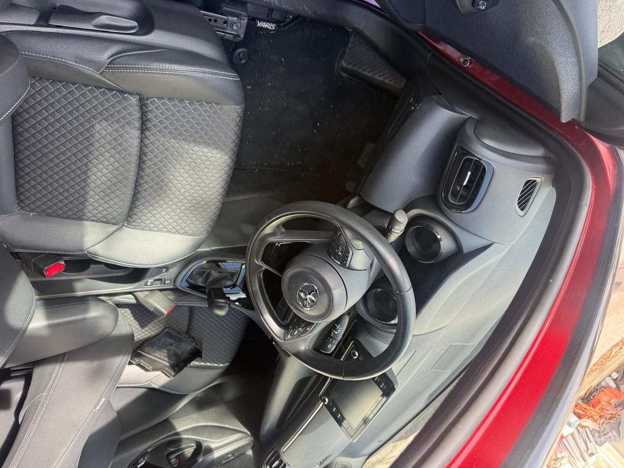 Toyota Yaris 1.5 Hybrid 5 porte Lounge 2021