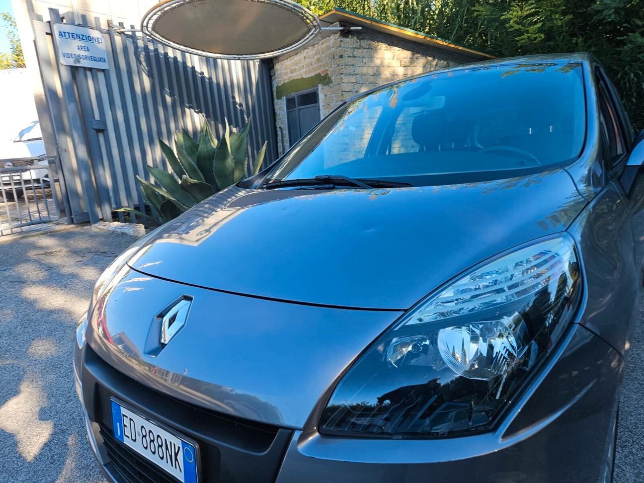 Renault Scenic Scénic X-Mod 1.9 dCi 130CV Luxe