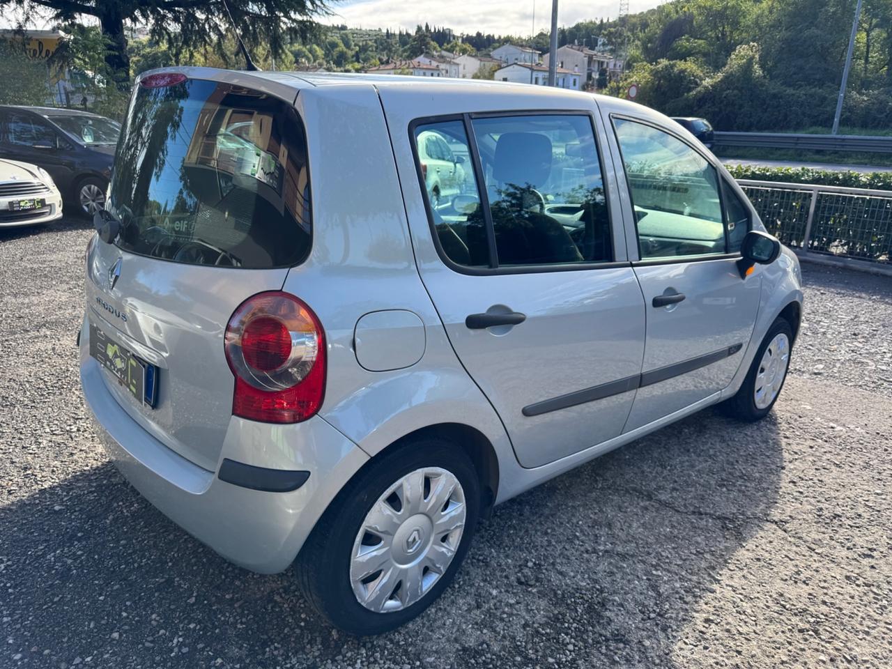 Renault Modus 1.2 16V Luxe Privilège