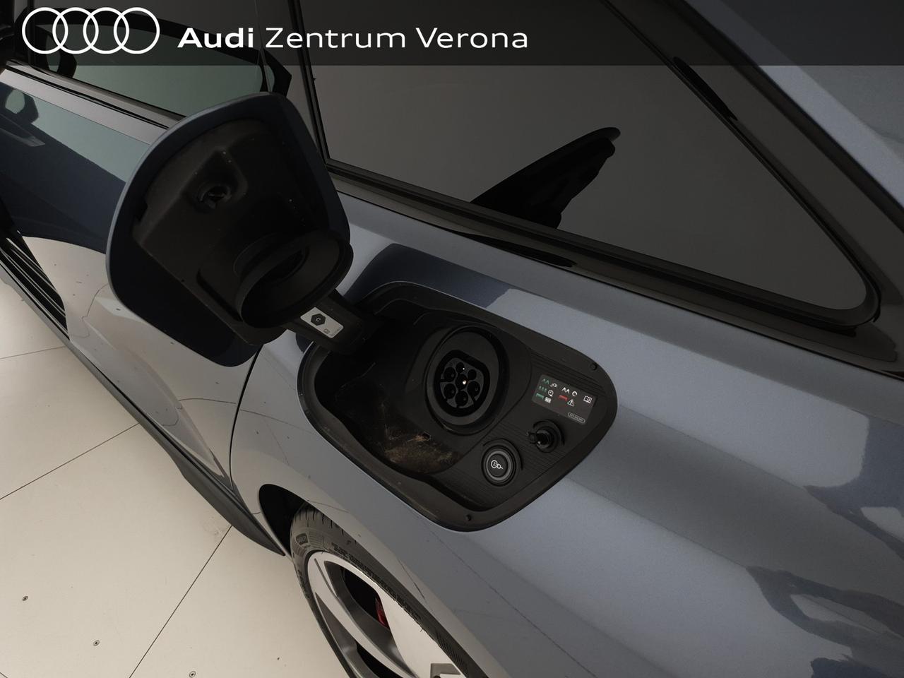 Avant 2.0e-hybrid 299CV quattro Str S line Edition