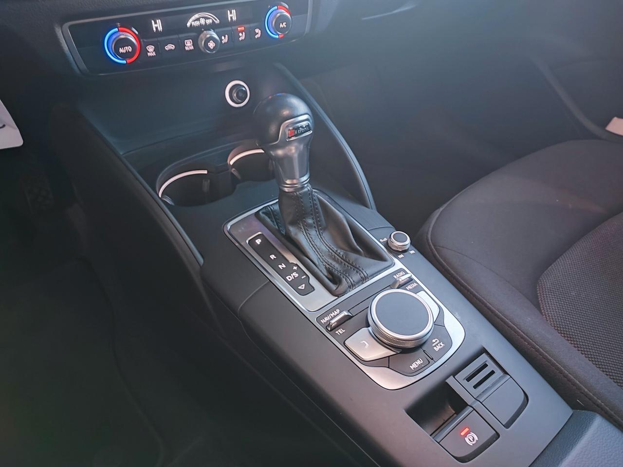 Audi A3 SPB 40 TFSI quattro S tronic SLINE EDITION