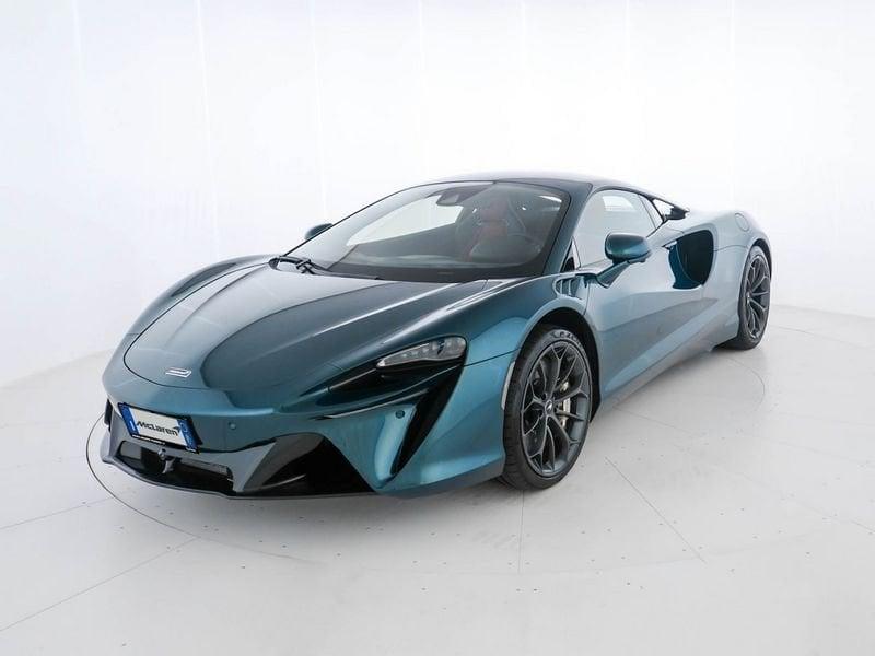 McLaren Artura Artura