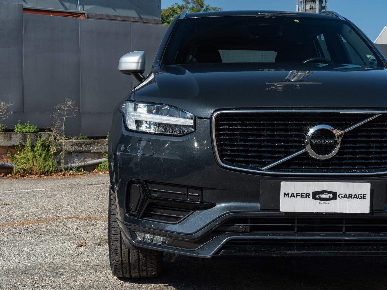 Volvo XC 90 XC90 D5 AWD Geartronic 7 posti R-design