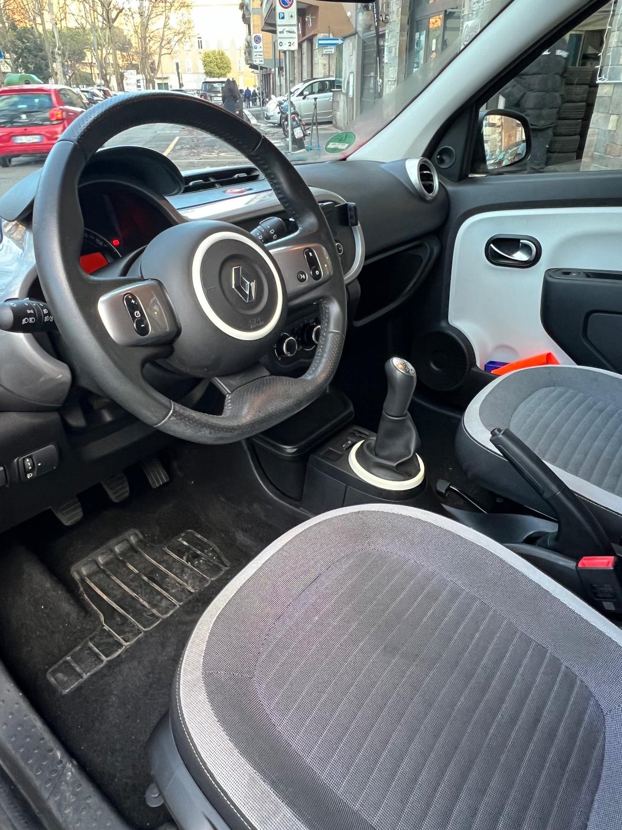 Renault Twingo SCe Stop&Start La Parisienne