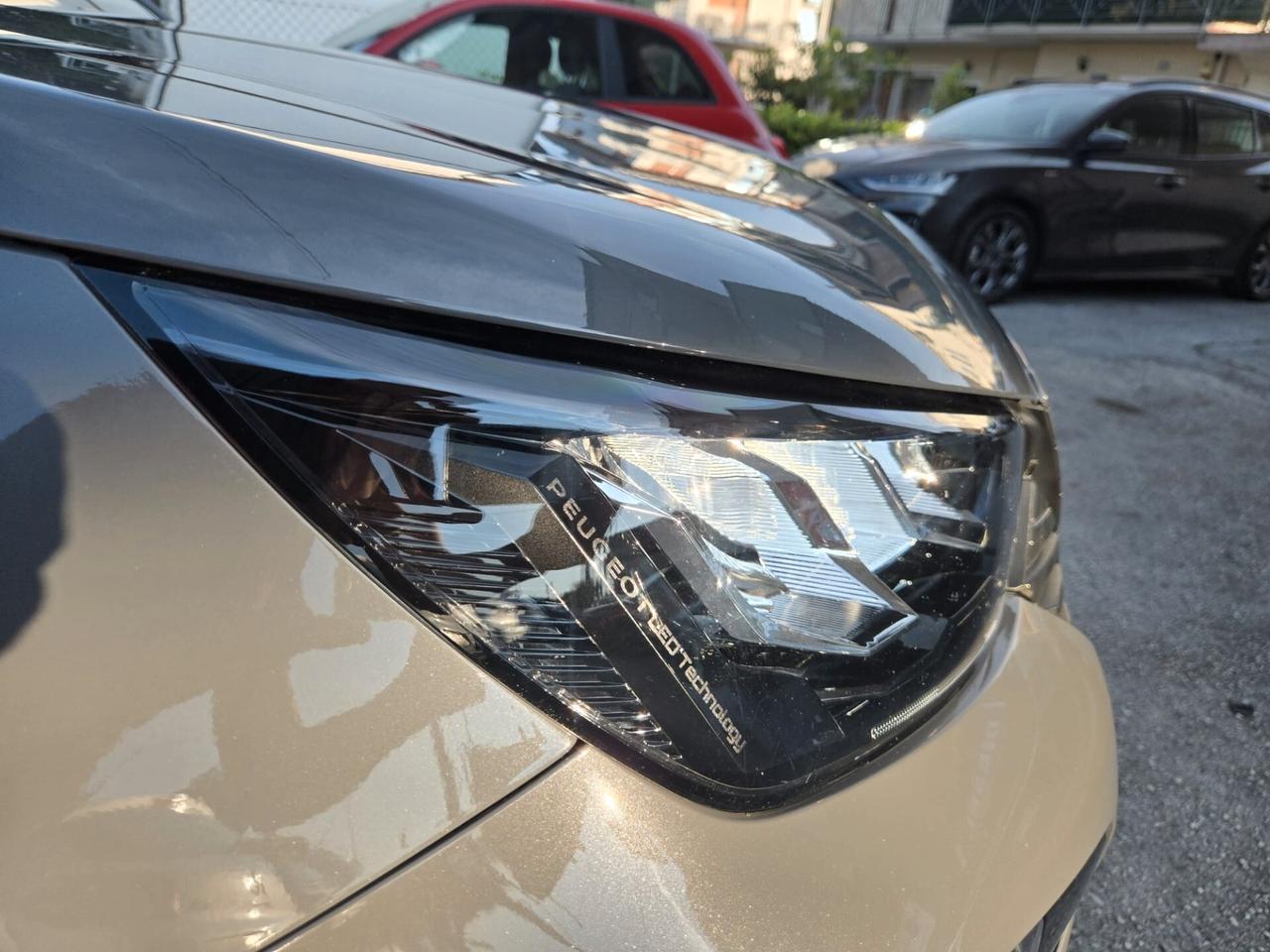 PEUGEOT 2008 ALLURE EAT8 1.2 131 cv BENZINA -PROMO LUGLIO GA FIN&SAFE-