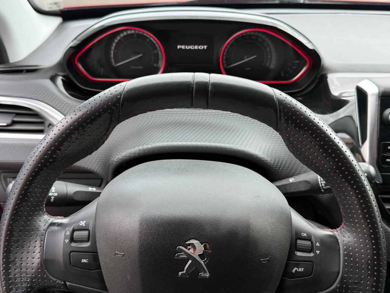 Peugeot 2008 GT Line 1.6 BLUEHDI