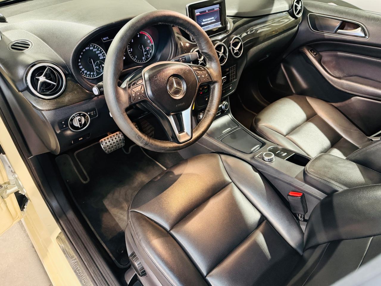 Mercedes-benz B 180 CDI*109CV*NEOPATENTATI*AUTOMATICA*