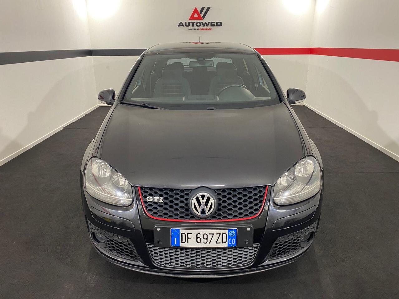 Volkswagen Golf GTI 2.0 16V TFSI 5p. GTI