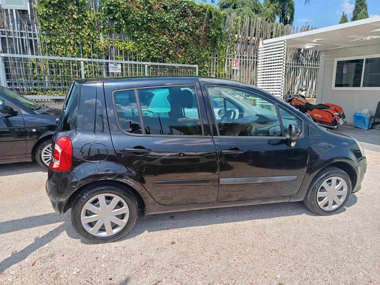 Renault Modus Grand 1.2 16V Wave