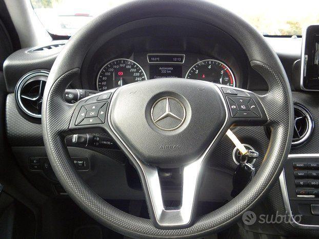 Mercedes-benz A 180 CDI, AVANTGARDE, AUTOMATICA, PELLE, CLIMA, CERCHI, NAVI, CRUISE, MULTIFUNZIONE, GARANTITA
