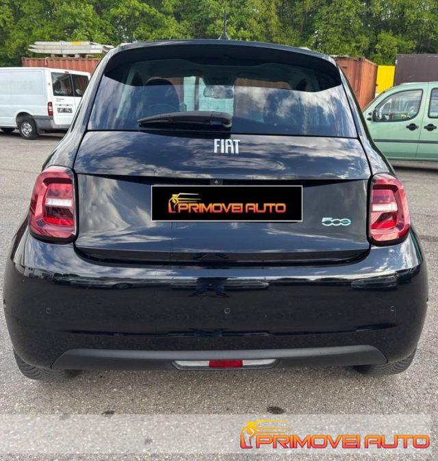 FIAT 500e Berlina 42 kWh Icon