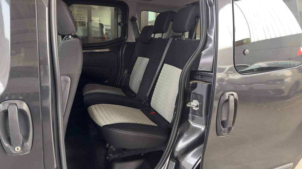 Fiat Qubo 1.3 MJT 75 CV Trekking