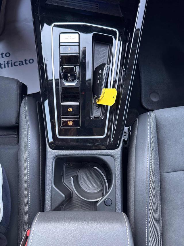 VOLKSWAGEN Golf 2.0 TDI 150 CV DSG SCR Style