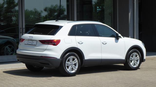 AUDI Q3 35 TFSI mhev S-Tronic Business