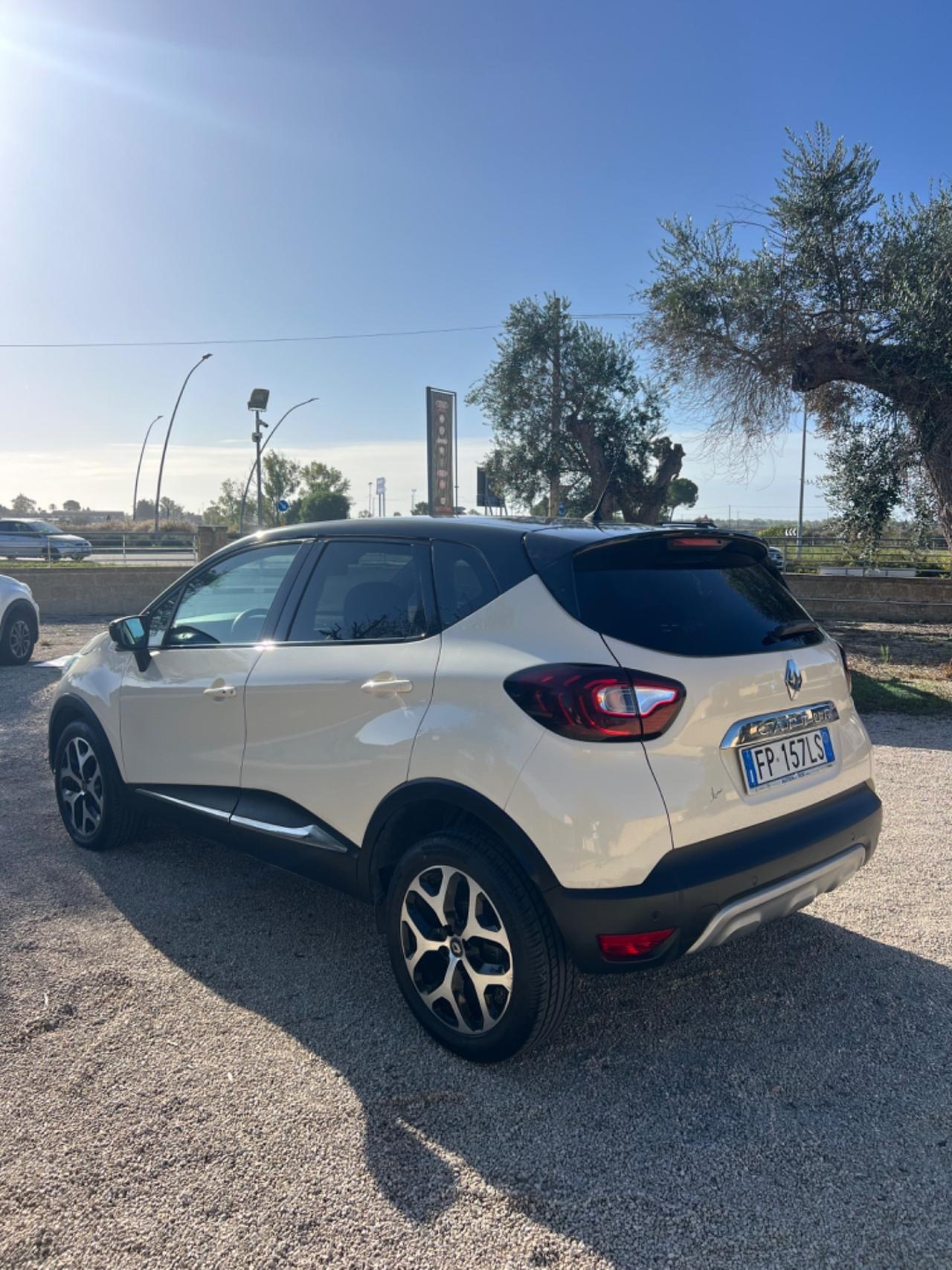 Renault Captur dCi 8V 110 CV Start&Stop Energy Sport Edition2