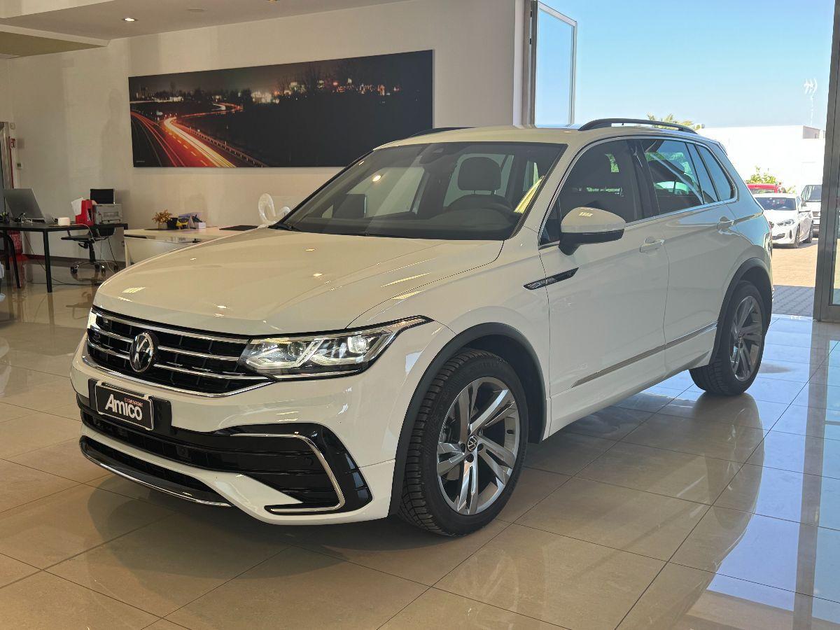 VOLKSWAGEN Tiguan 2.0 TDI DSG R-Line Luci ambient/Retroc