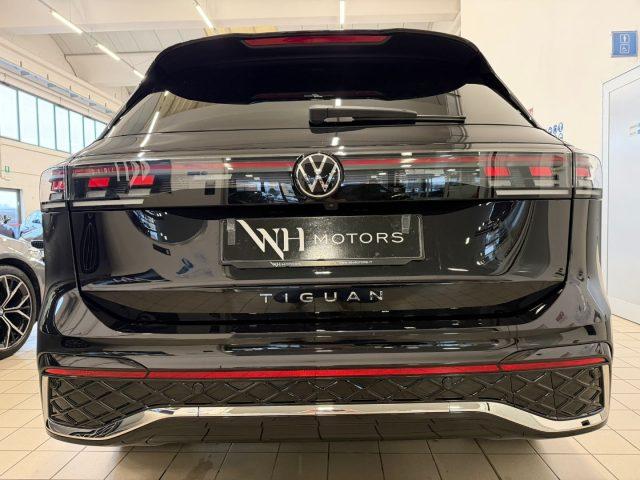 VOLKSWAGEN Tiguan 2.0 TDI 150 CV DSG R-Line //UFFICIALE VW ITALIA//