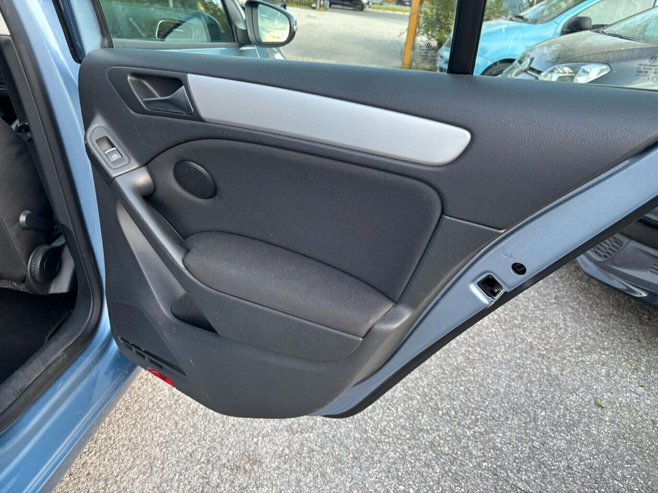 Volkswagen Golf 1.4 TSI 5p. Highline OK Neopatentati