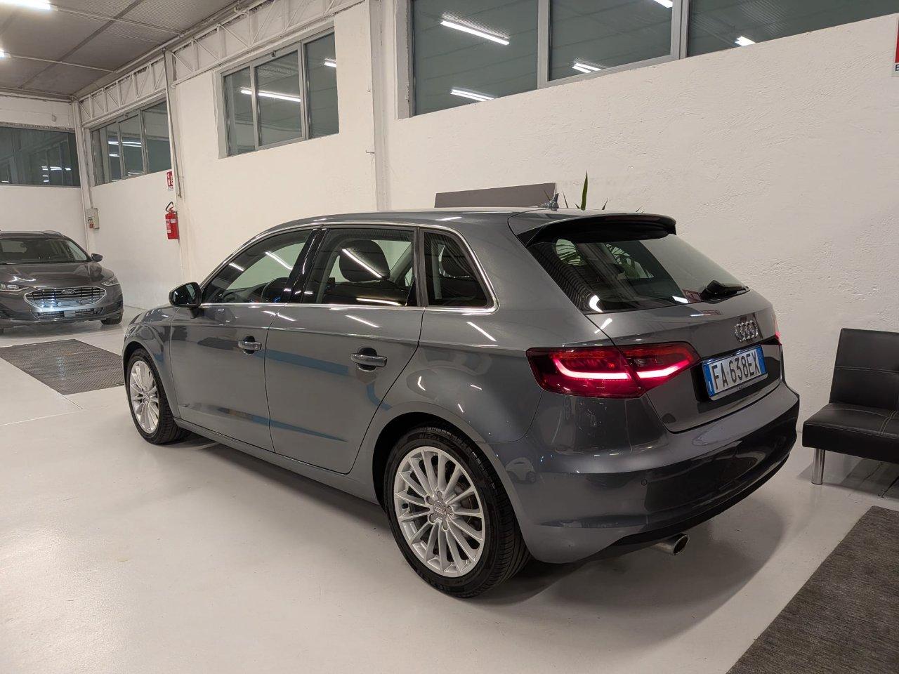 Audi A3 Sportback 1.6 tdi Admired 110cv s-tronic E6