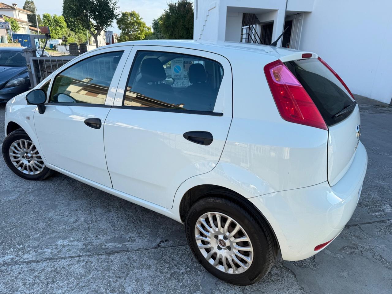 Fiat Grande Punto 1.4 METANO 2029 2017 EURO 6B