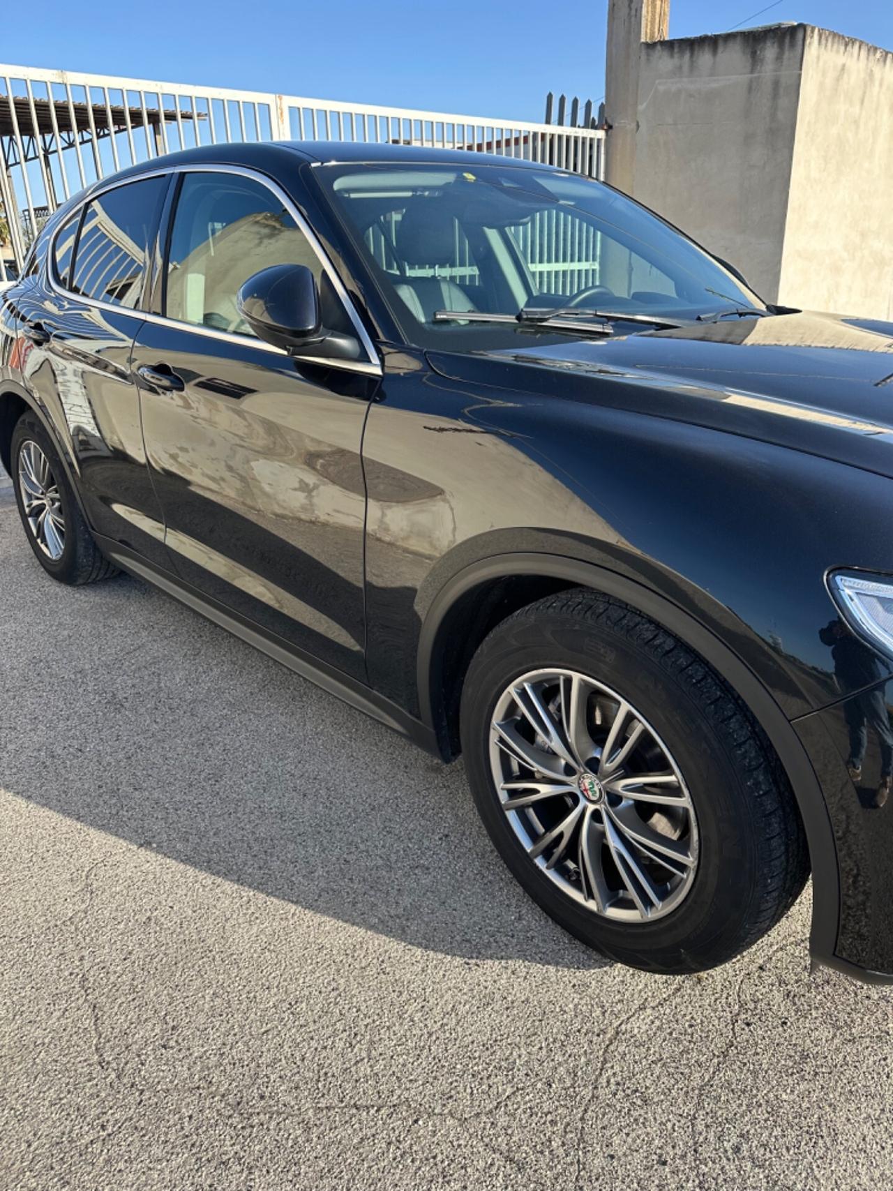 Alfa Romeo Stelvio 2.2 Turbodiesel 180 CV AT8 RWD Executive