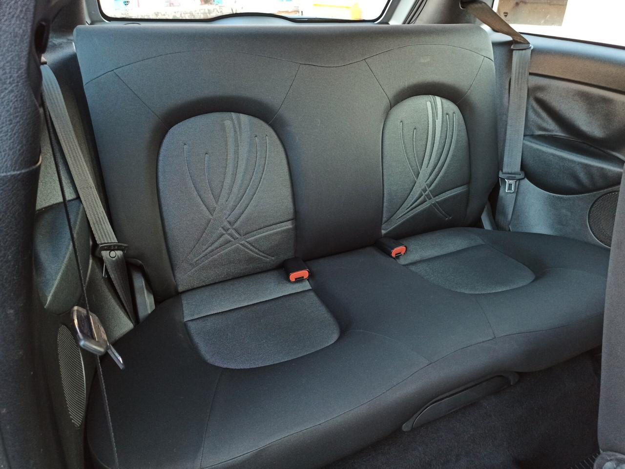 Lancia Ypsilon 1.2 69 CV Diva