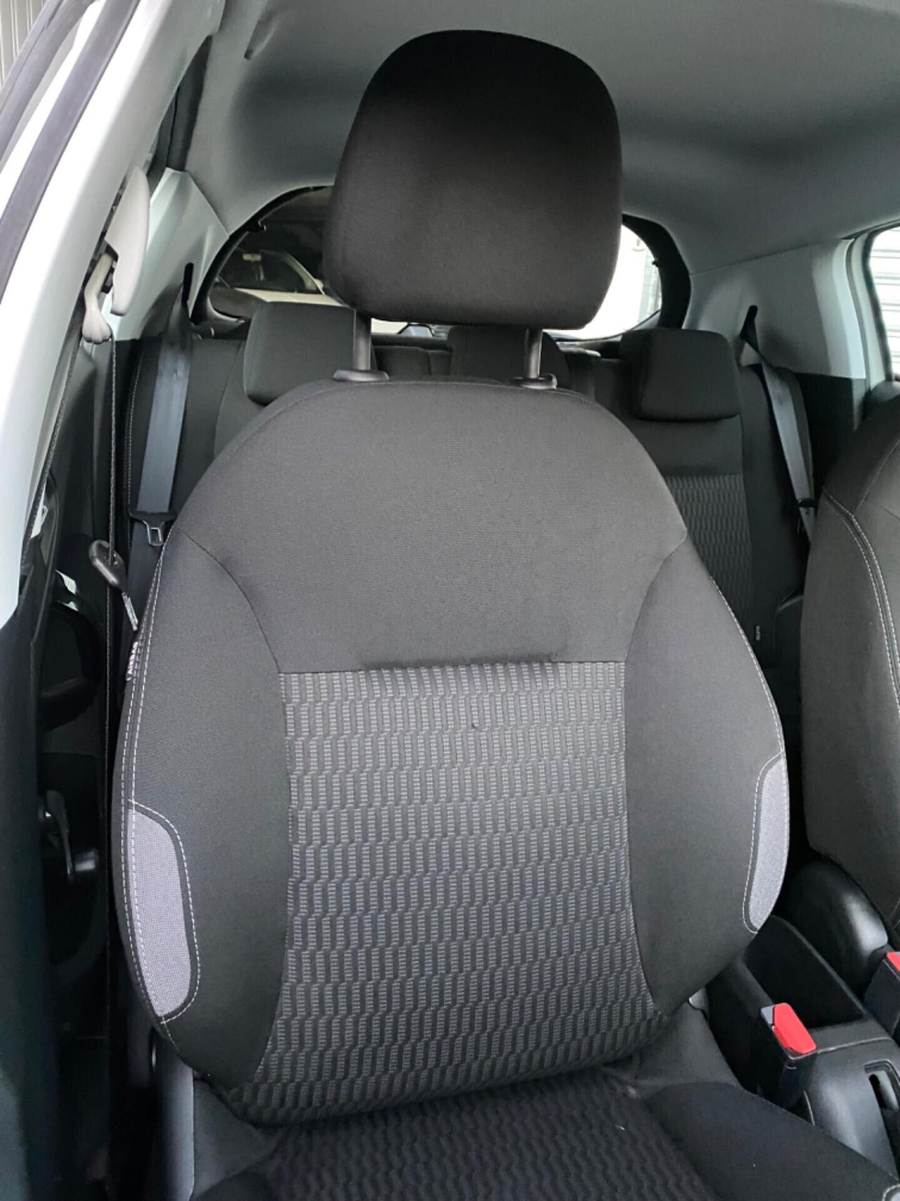 Peugeot 208 1.2 PureTech 82cv 5p. Active - KM ZERO