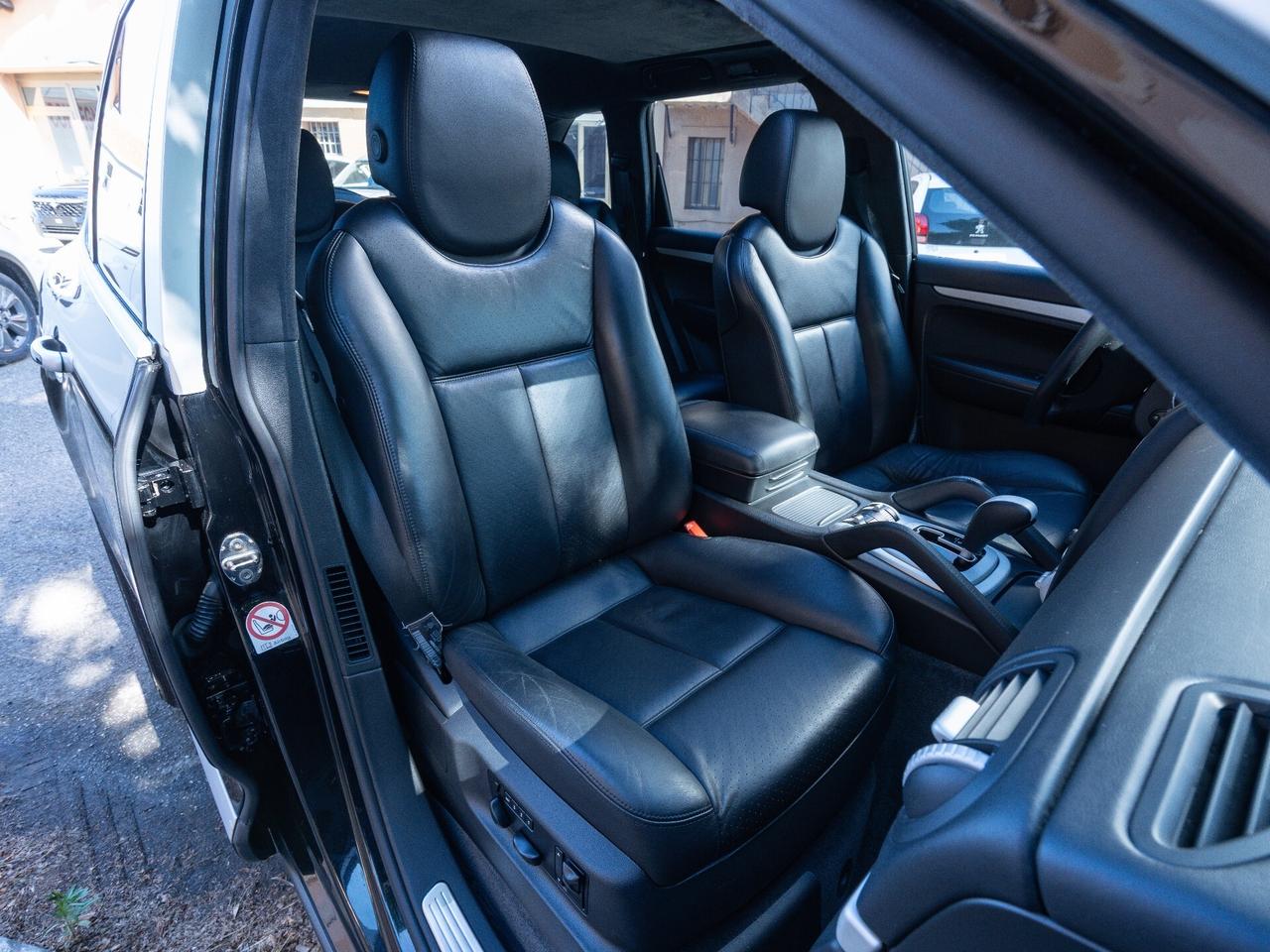 Porsche Cayenne 4.5 cat Turbo