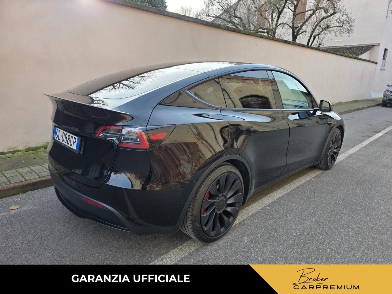 Tesla Model Y Performance Dual Motor awd