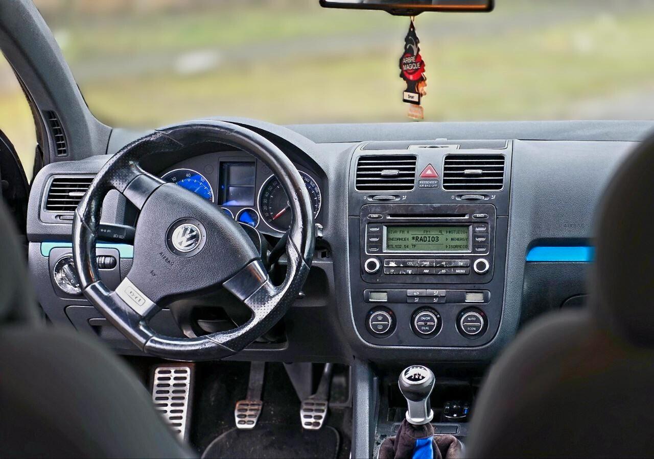 Volkswagen Golf GTI 2.0 ORIGINALE 200cv