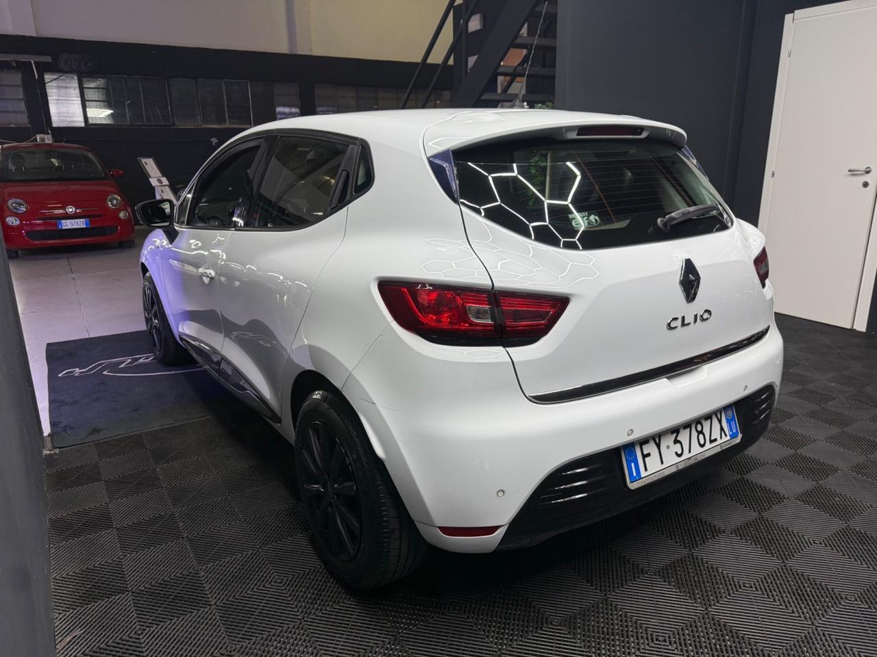Renault Clio Sporter TCe 12V 75 CV Moschino Life