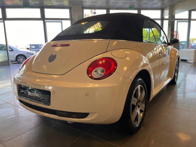 VOLKSWAGEN New Beetle 1.6 Cabrio Neopatentati