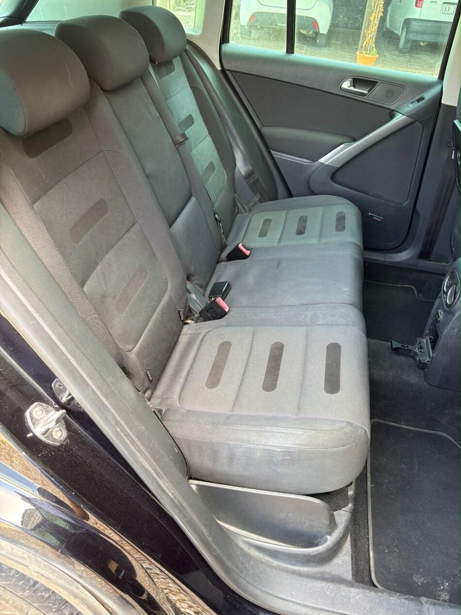 Volkswagen Tiguan 2.0 16V TDI DPF Sport & Style (18°) 4 Motion