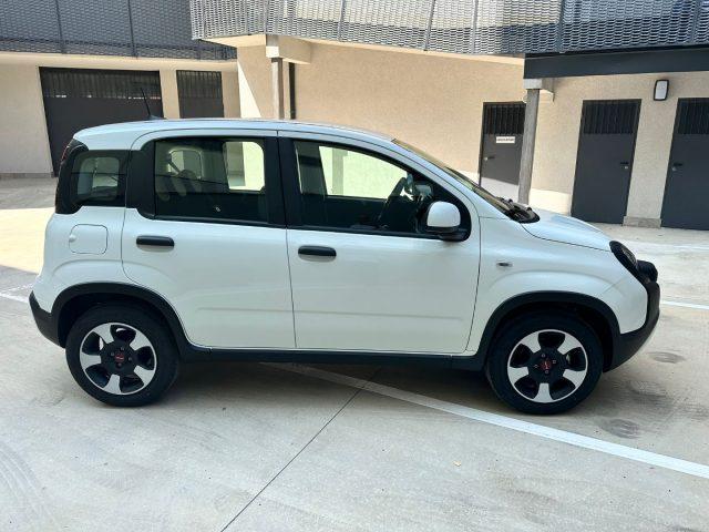 FIAT Panda 1.0 FireFly S&S Hybrid City Cross