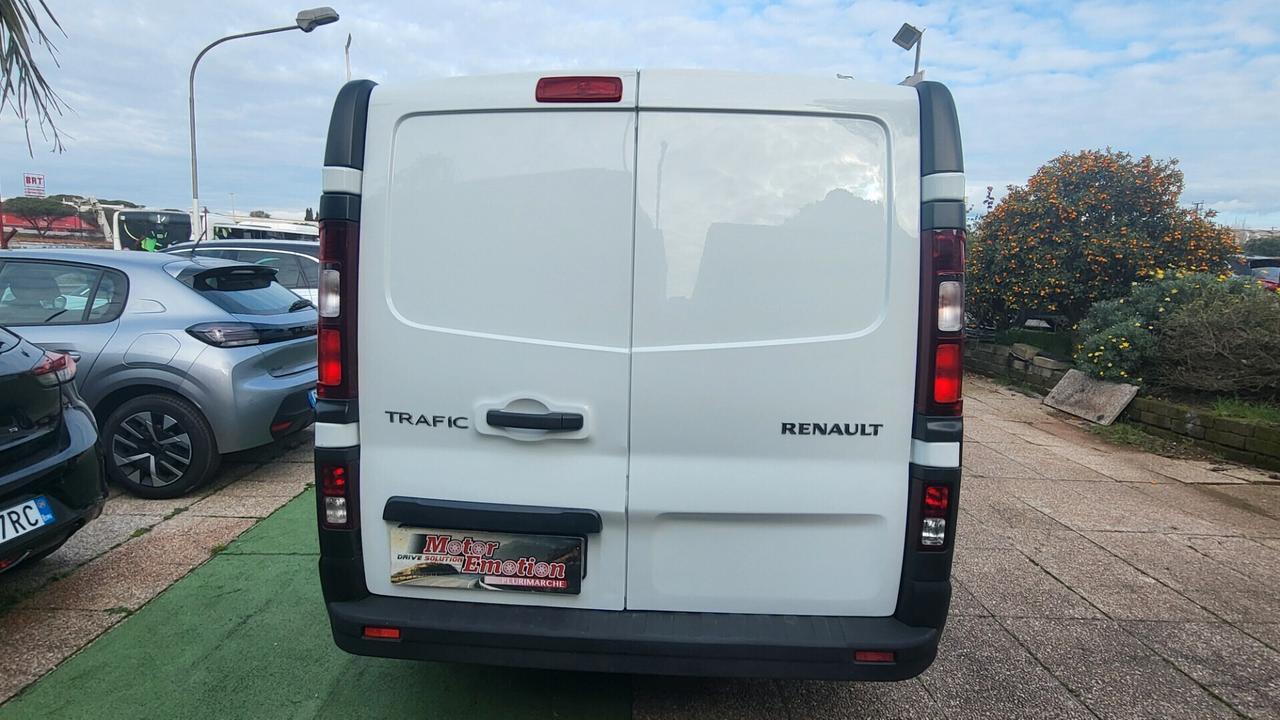 Renault Trafic T27 2.0 DCi 120CV PC-TN