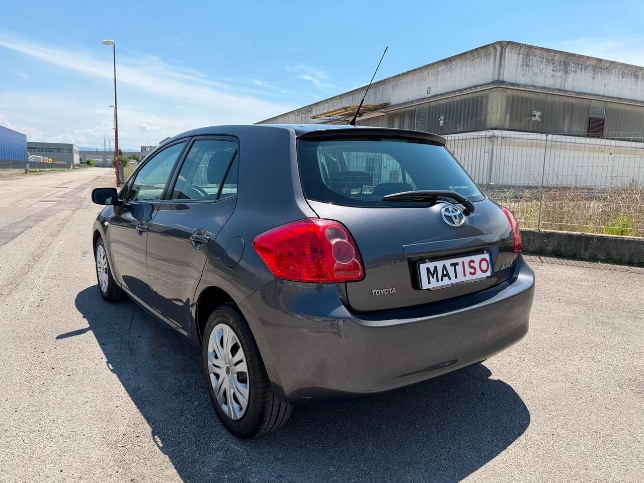 Toyota Auris D-4D Sol