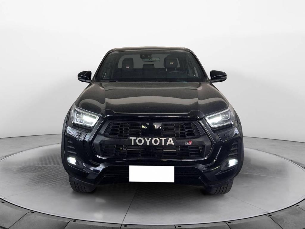 Toyota Hilux Double Cab 2.8 D GR Sport 4WD A/T