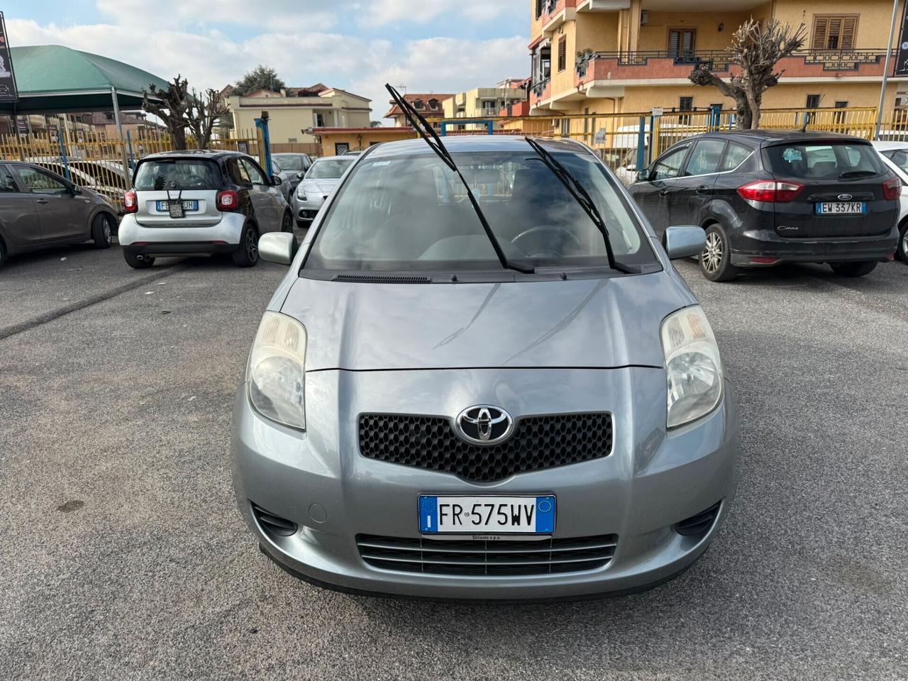 TOYOTA YARIS 5PORTE 1.0BENZINA 69CV OK NEOPATENTATI