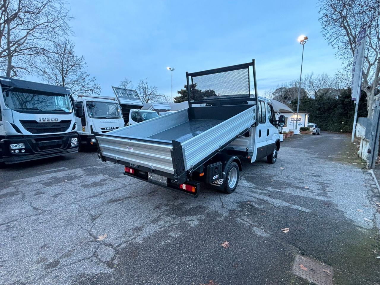 Iveco daily 35C160 doppia cabina nuovo modello ribaltabile