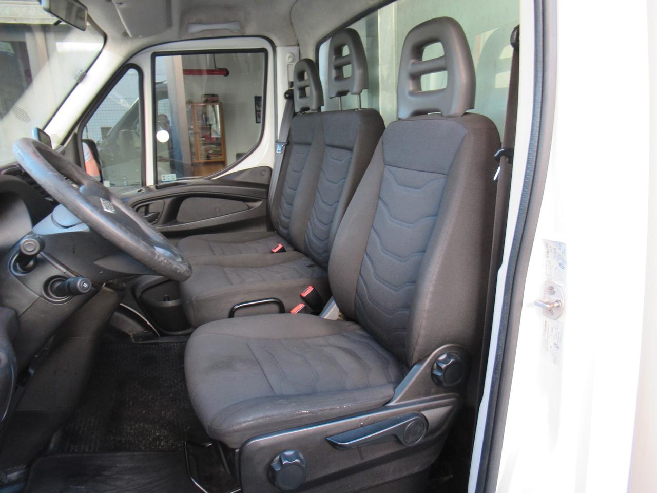 Iveco Daily 35C15 3.0 HPT PC-RG Cabinato ISOTERMICO ( CASSA FRIGO)