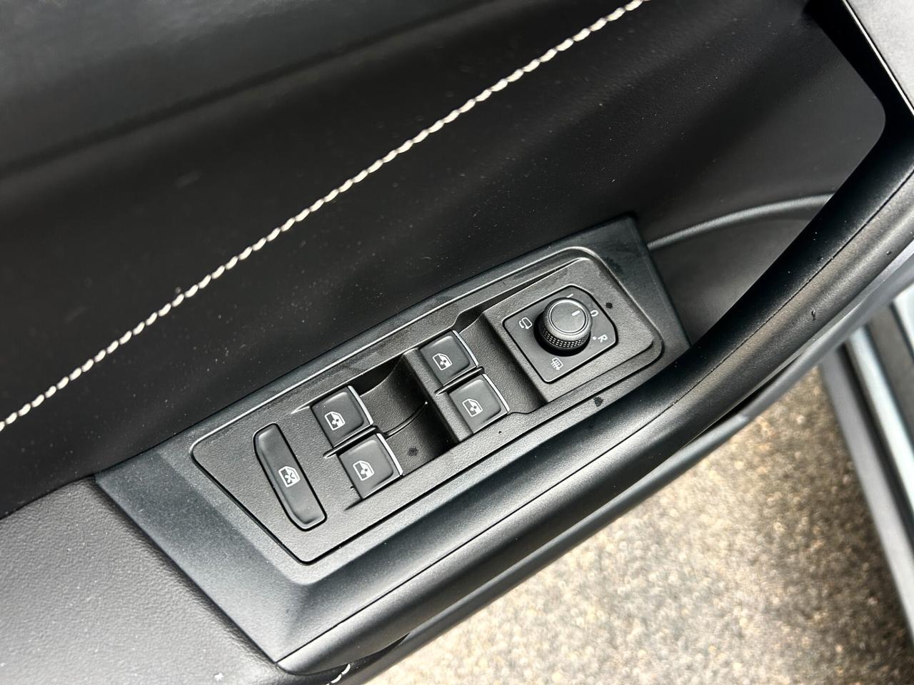 Volkswagen T-Roc 1.0 TSI Style Pack 2023