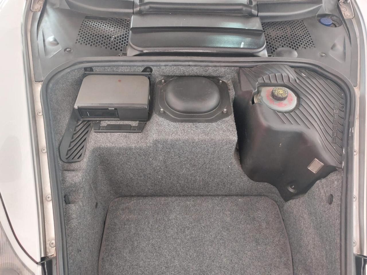 Porsche 996 CARRERA 4 3.4 300CV CABRIO- ASI-