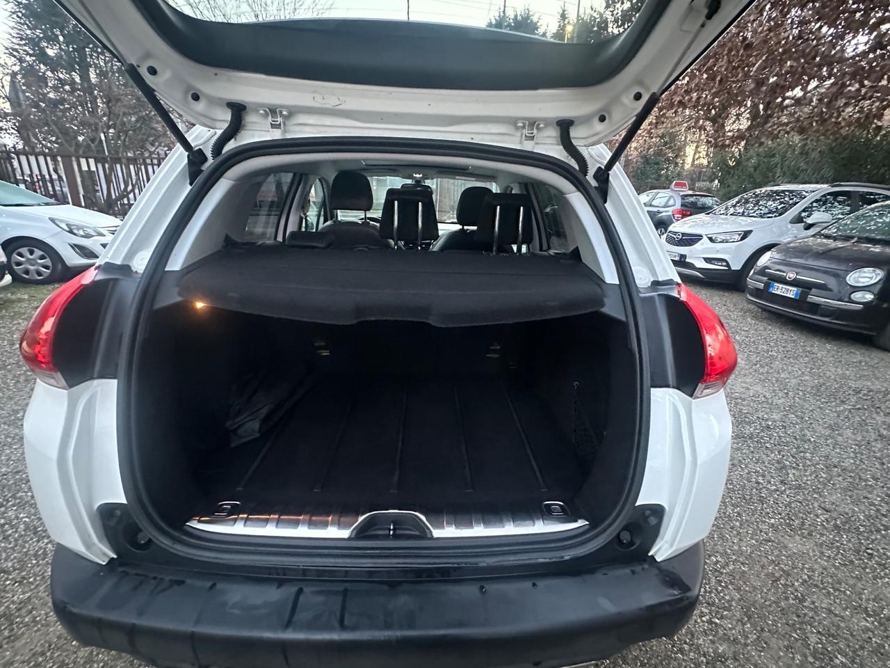 Peugeot 2008 PureTech 82 Allure