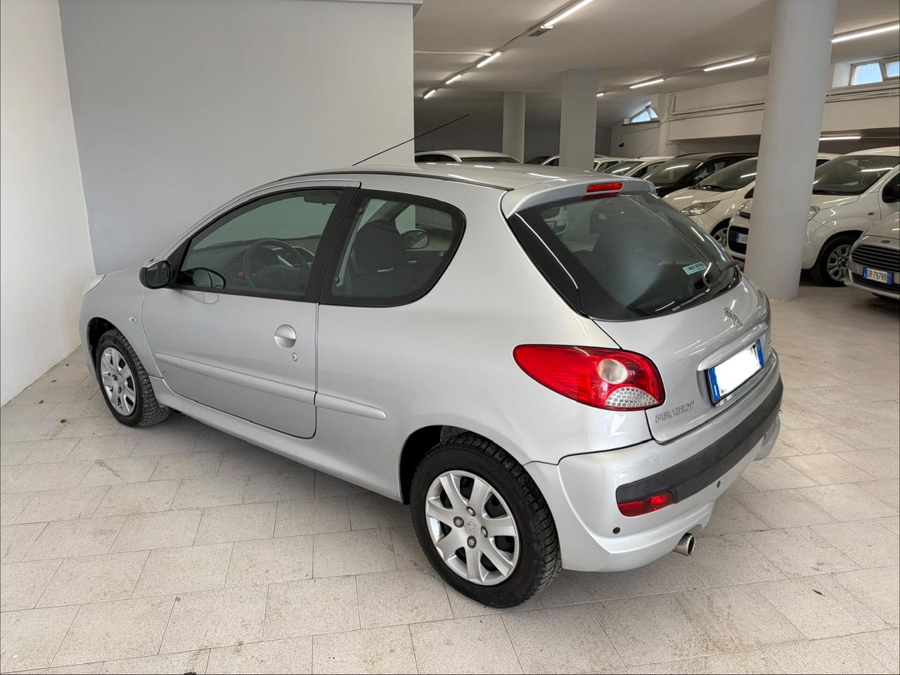 Peugeot 206 Plus 1.1 60CV 3p. km 68.000 Nuova !