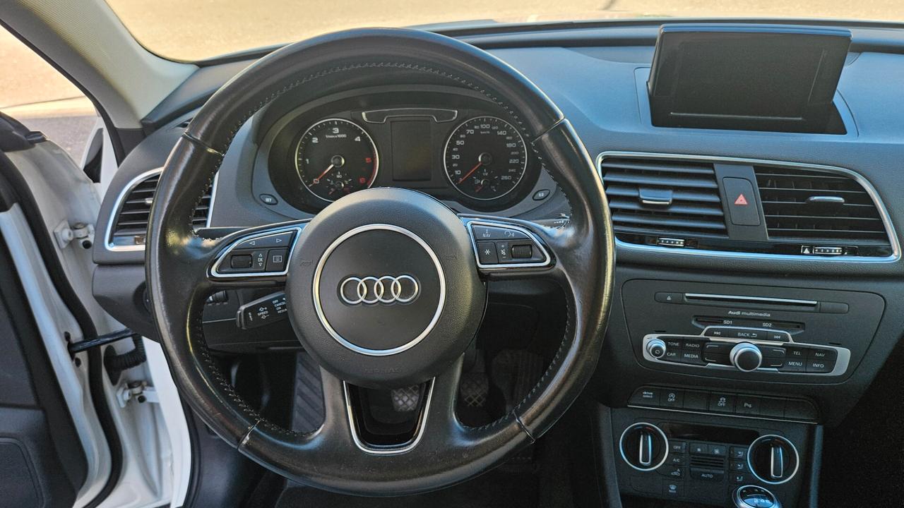 Audi Q3 2.0 tdi Sport quattro 150cv TETTO-NAVY-LED