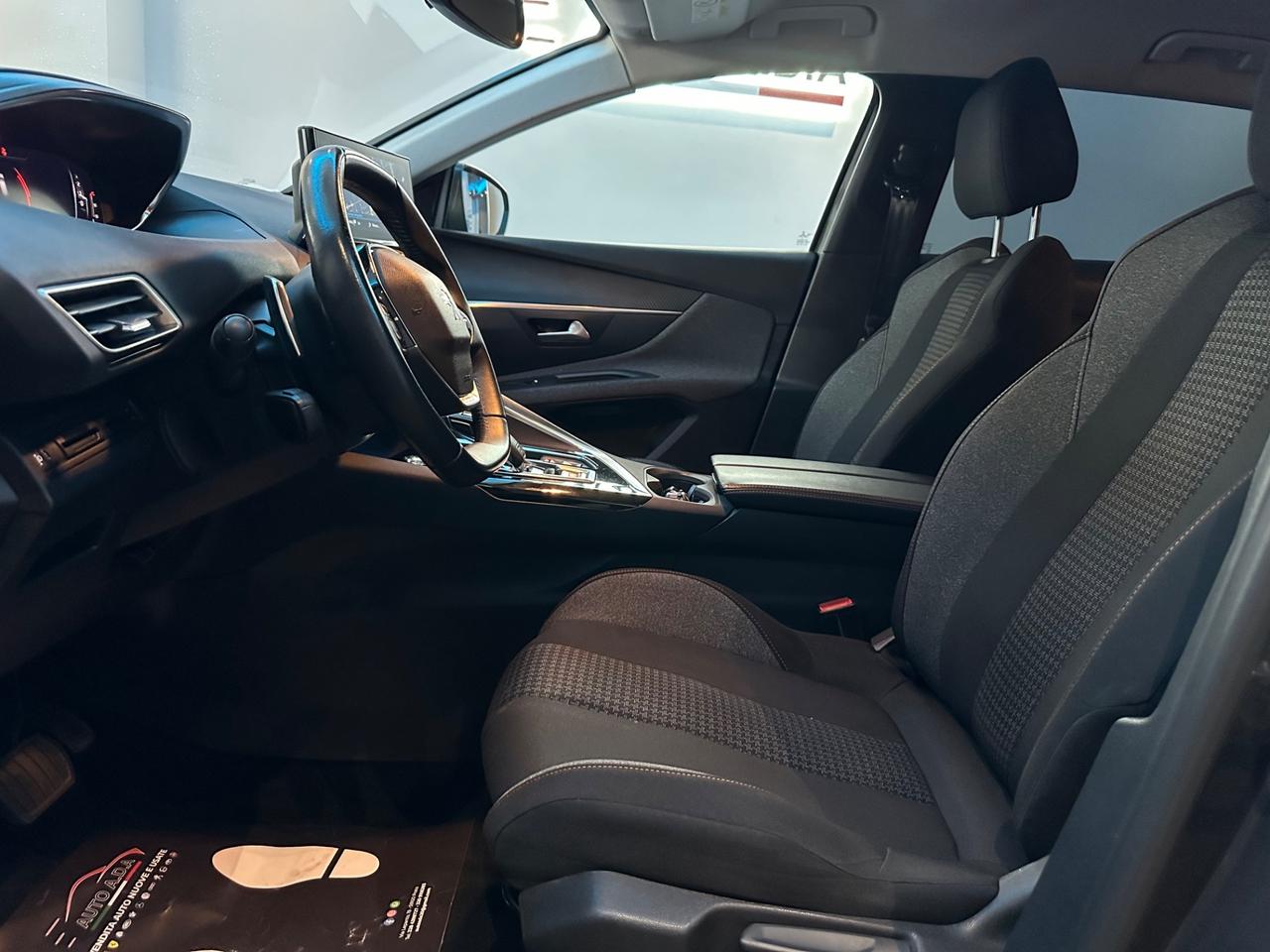 Peugeot 3008 BlueHDi 130 S&S Allure