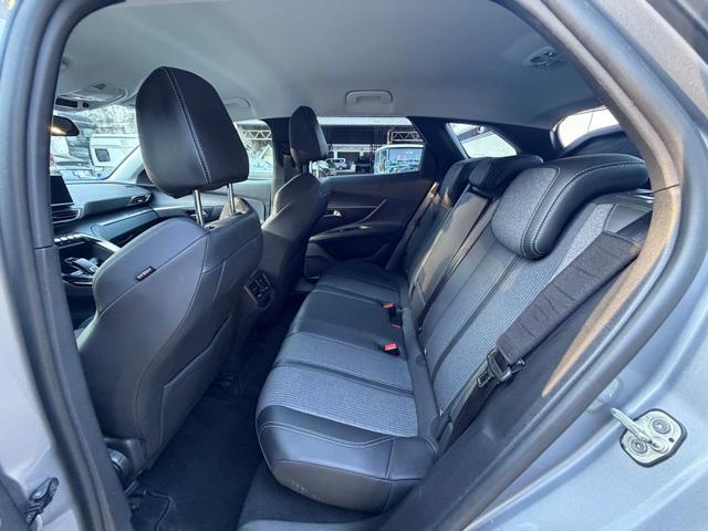 PEUGEOT 3008 BlueHDi 130 S&S EAT8 Allure Pack