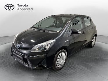 Toyota Yaris 1.5 Hybrid Lounge AREA C FREE