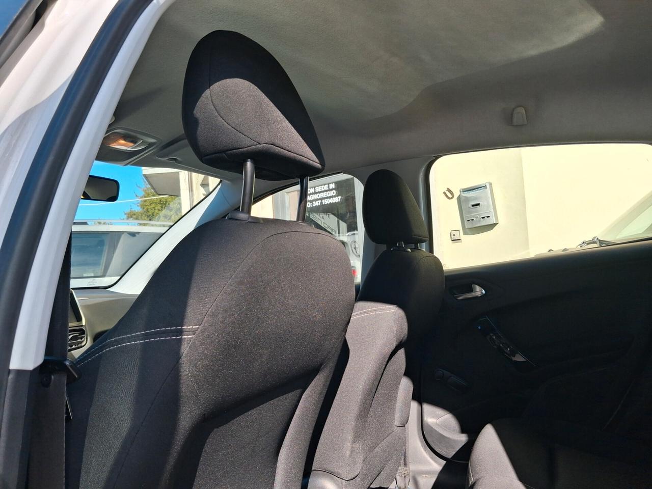 Peugeot 208 BlueHDi 75 5 porte Allure