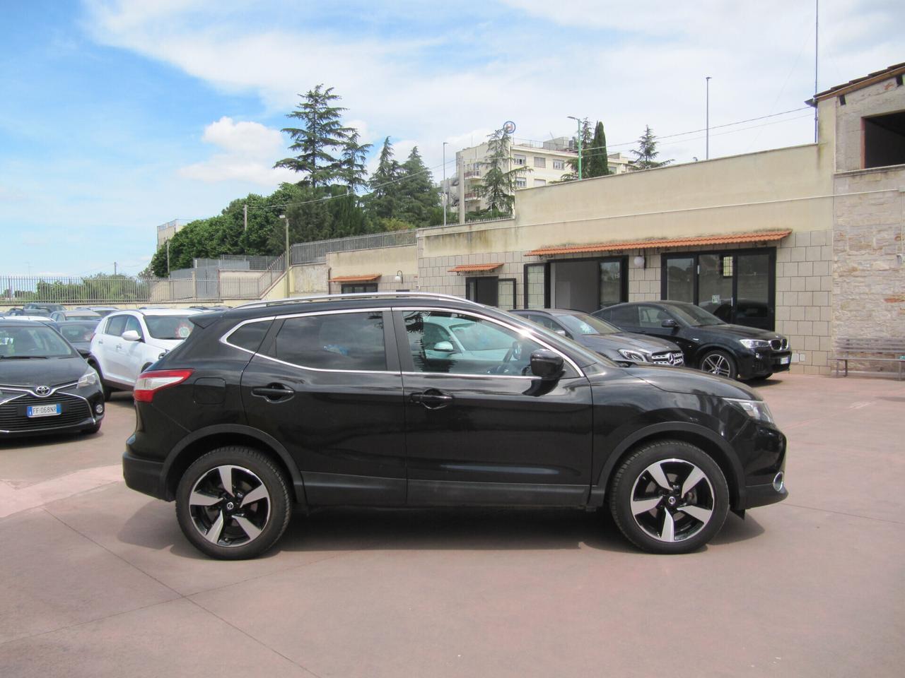 Nissan Qashqai 1.6 dCi 4WD Tekna tetto panoramico
